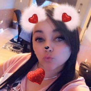 Meet your Posher, Yolimar christian